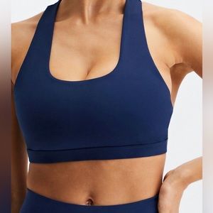 Fabletics Boost Medium Impact Sports Bra - Size M - NWT